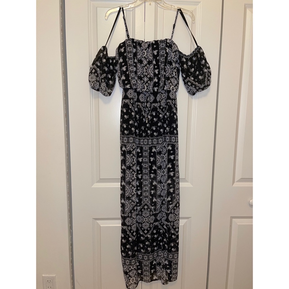 City Triangles Black Floral Print Maxi Dress